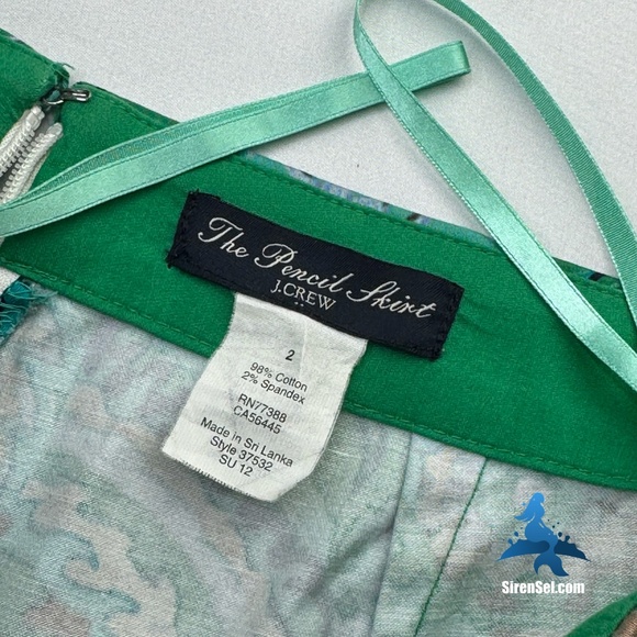 1169 J. Crew The Pencil Skirt - Size 2 - Casbah Green Medallion Print - Picture 4 of 9